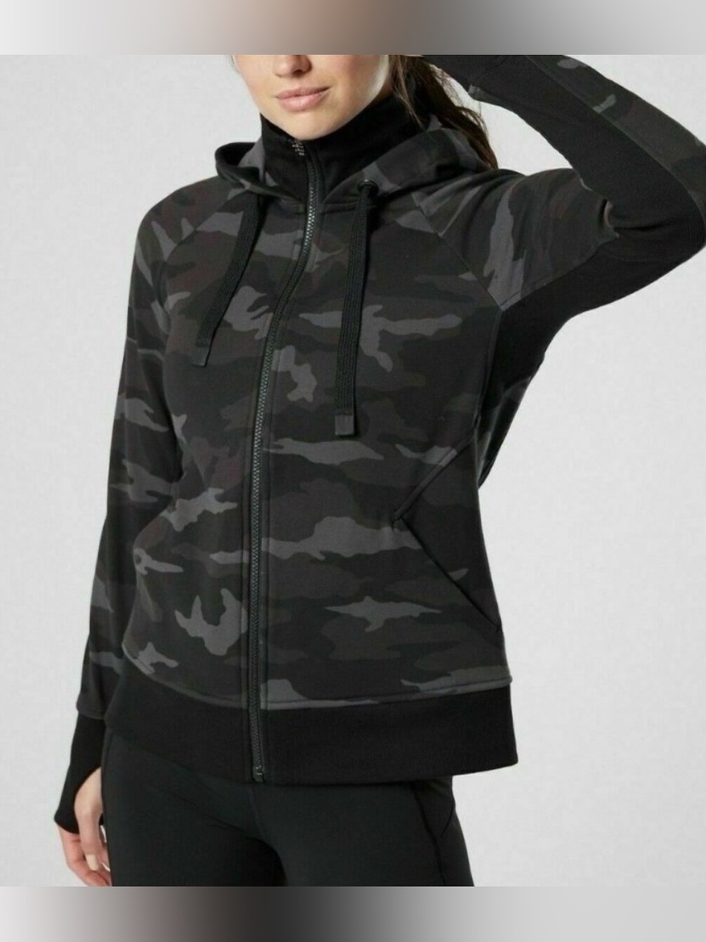 ATHLETA TRIUMPH CAMO PRINTED HOODIE